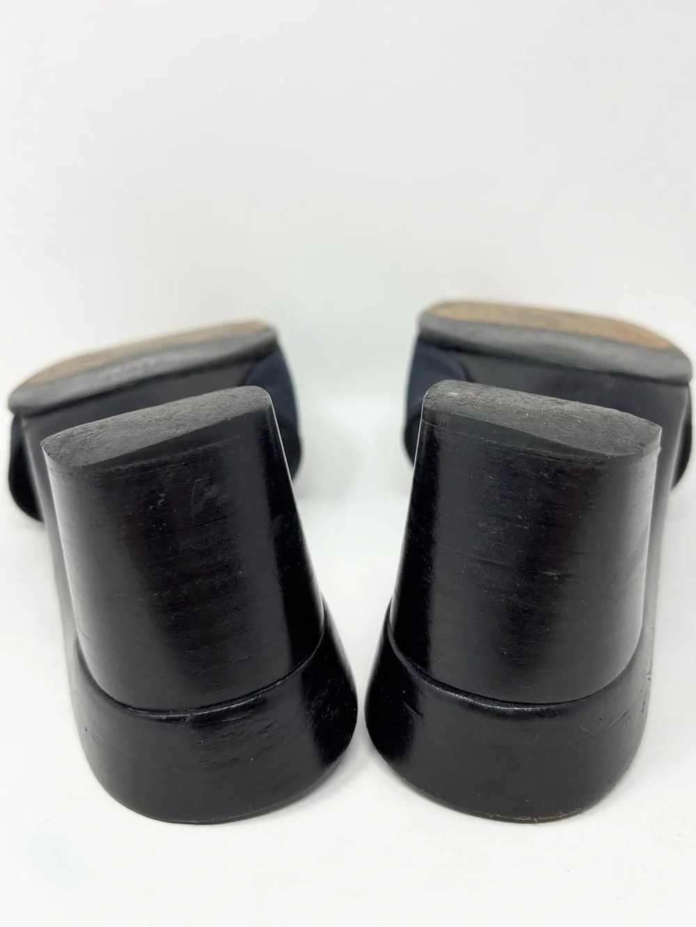 CHANEL vintage navy